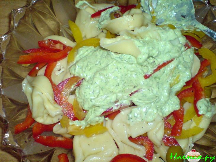 Салат из Равиоли с песто