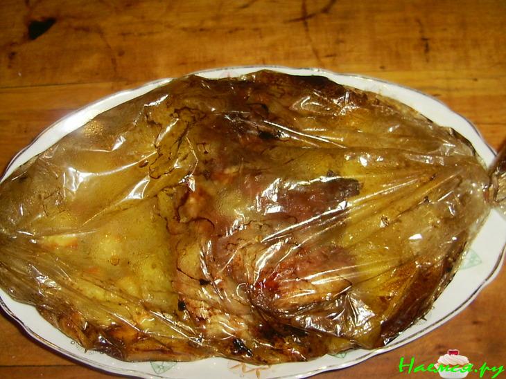 Свиная голенка с картошкой