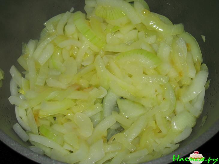 Тушеная в сметане картошка с сердечками «Колхозная»