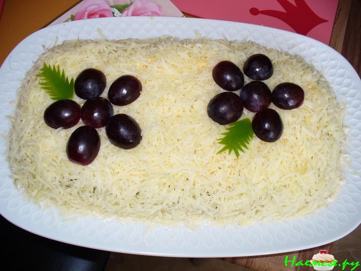 Салат 'Слоеный' Салат 'Слоеный'