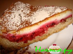 Пряный брусничный пирог