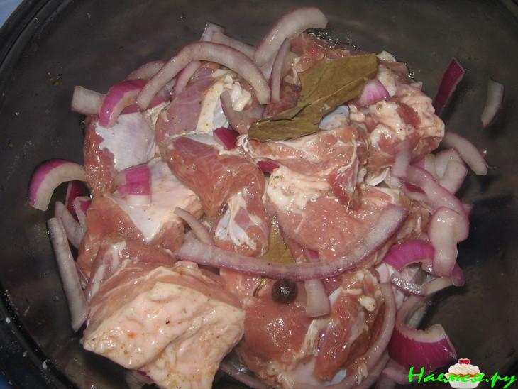 Свиные ребрышки запеченные в шашлычном маринаде