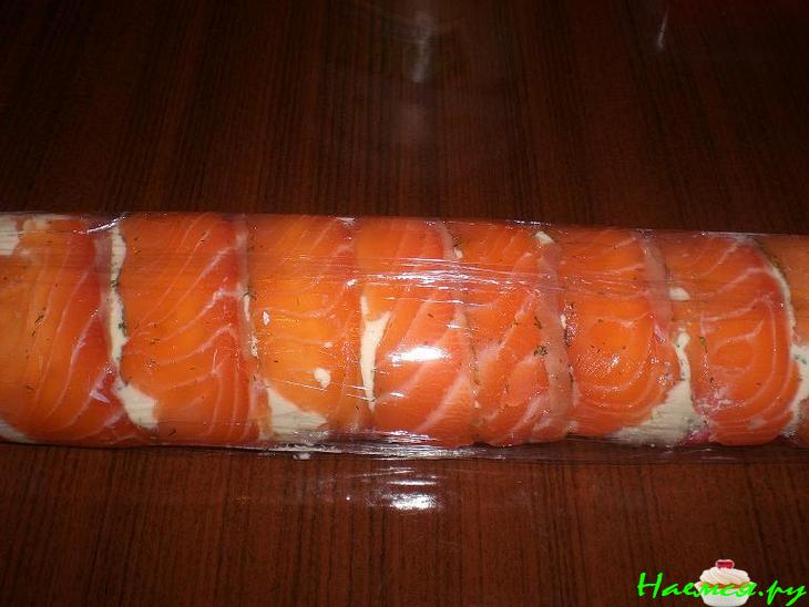Лососевый рулет