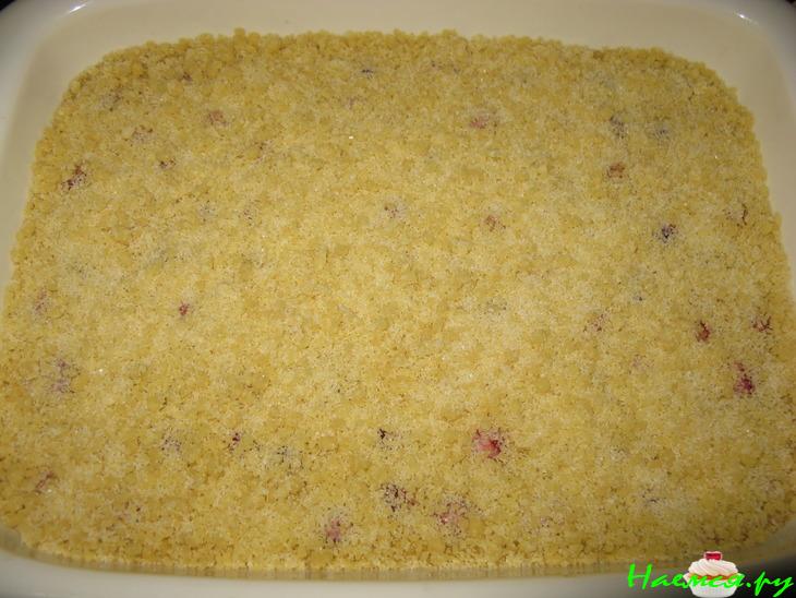 Пирог на газировке с вишней и посыпкой 'Штрейзель'