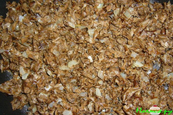 Чебуреки с грибами