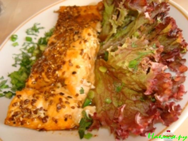 Лосось в пикантном соусе