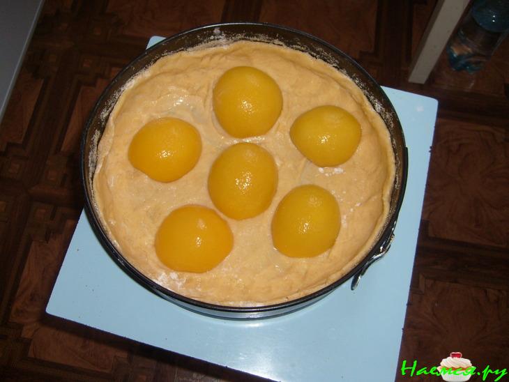 Пирог с творогом и персиками Пирог с творогом и персиками