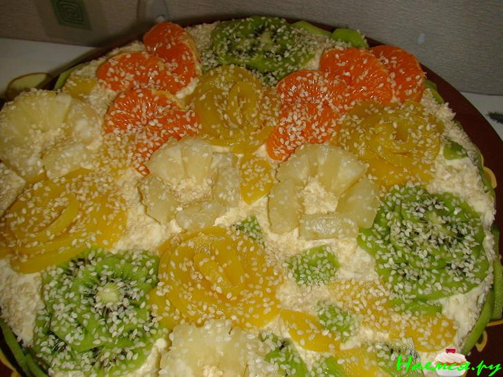 Тортик "Праздничный" бисквитный с фруктами