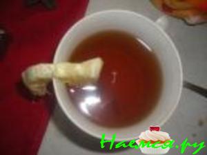 Чайный чай с лимоном