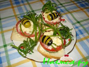 Бутерброды "Пчелки на отдыхе" Бутерброды "Пчелки на отдыхе"