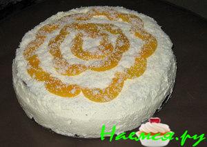 Торт 'Зимняя сказка' с персиками