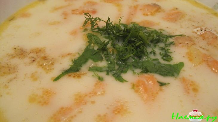 Сливочная ушица из семушки с шампанским