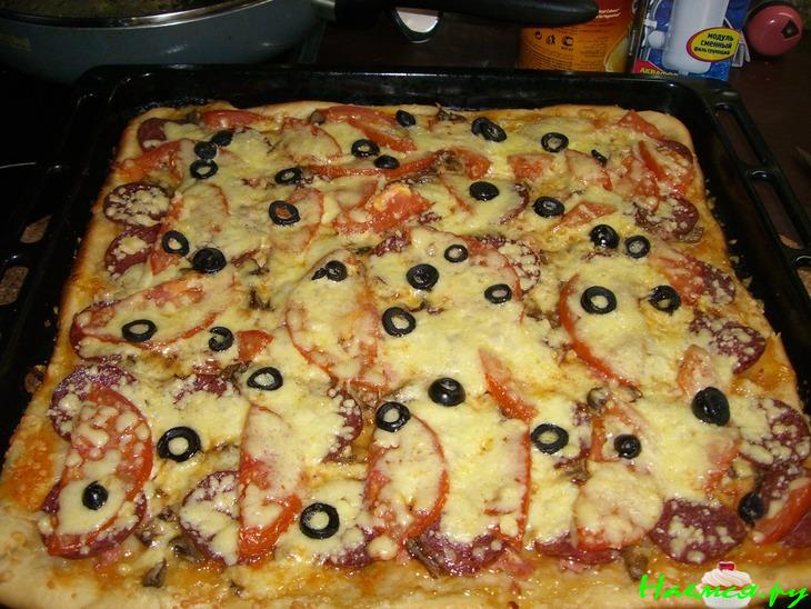 Пицца квадратная "чтоб всем хватило!!!"