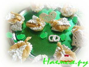 Заварные пирожные на желе "Лебединое озеро" 