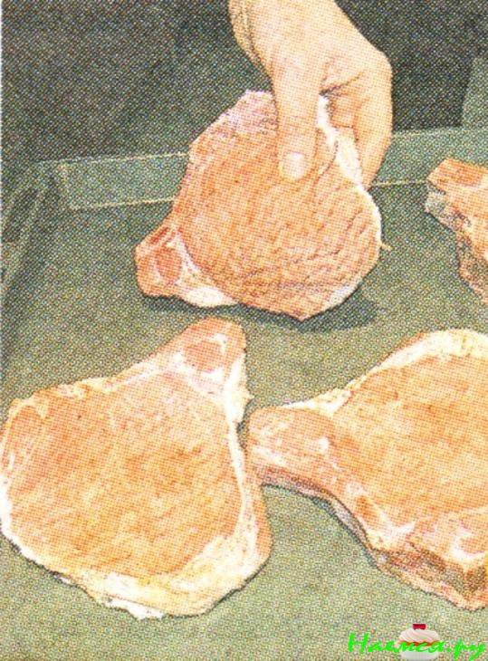 Свиные отбивные на косточке Свиные отбивные на косточке
