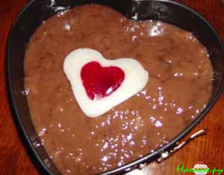 Торт "Валентинка" с желе Торт "Валентинка" с желе