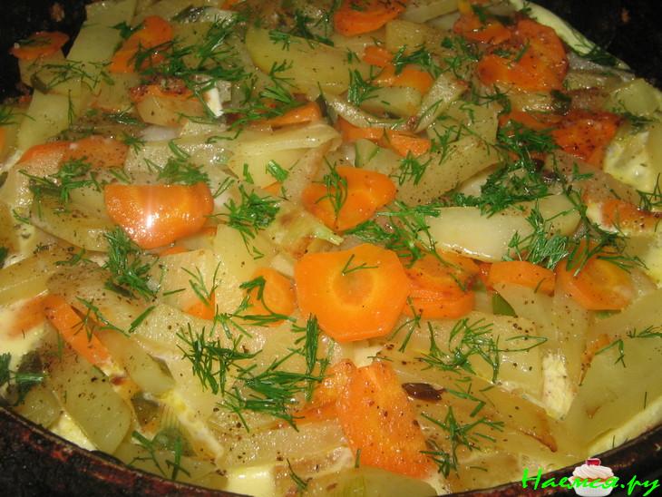 Рыба с овощами запечённая в омлете