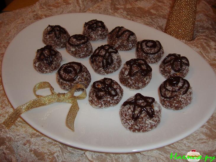 Конфеты вафельно-медовые с изюмом и орехами