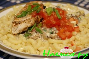 Паста Альфредо с грибами и курицей Паста Альфредо с грибами и курицей
