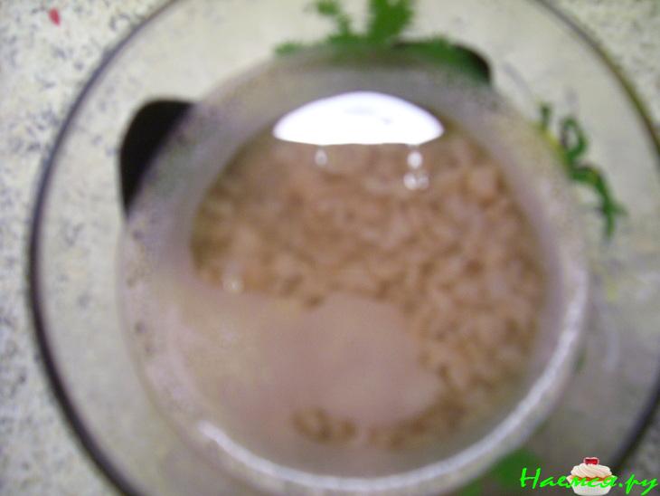 Гречаники мясные в творожно-чесночном соусе