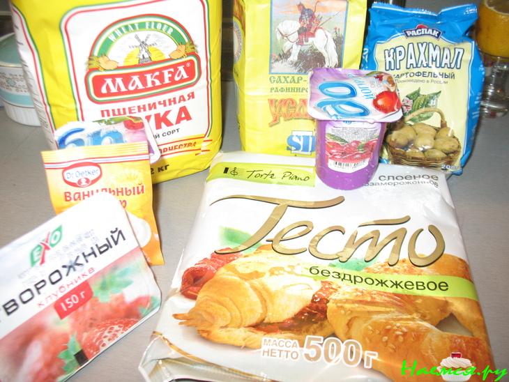 Творожно-йогуртовый пирог с вишней