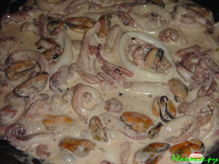 Салат с морепродуктами "Изысканный" Салат с морепродуктами "Изысканный"