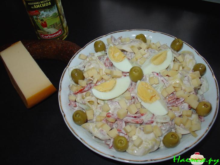 Салат с Тортеллини Салат с Тортеллини