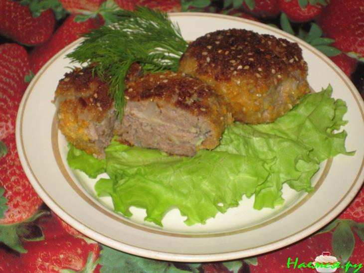 Котлеты из конины в кунжуте