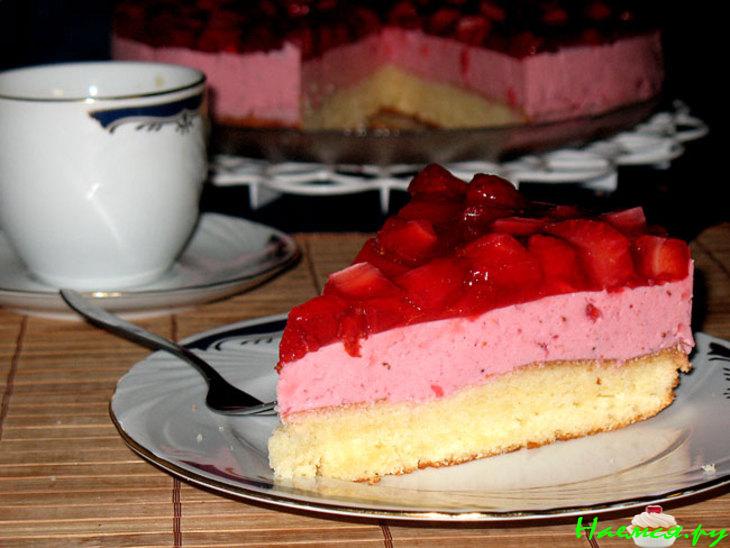 Торт Клубничный с кремом из Йогурта Торт Клубничный с кремом из Йогурта