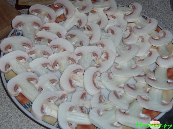 Шампиньоны под маринадом