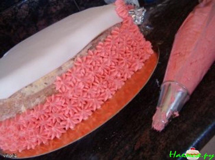 Торт "Сердце с розами"