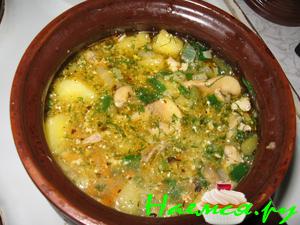 Наваристый суп в горшочке Наваристый суп в горшочке