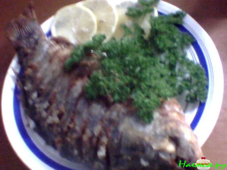 Карась в луковой шубке