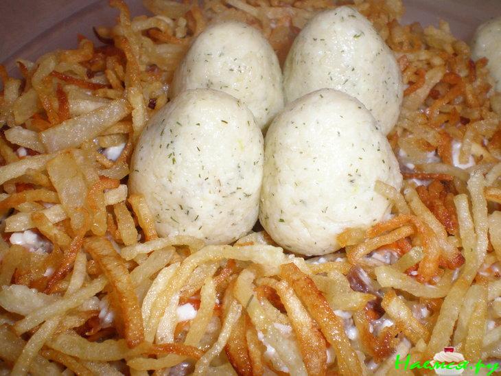 Салат "Гнездо Глухаря" с корейской морковкой