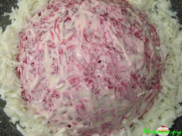 Салат "Форель под шапкой"