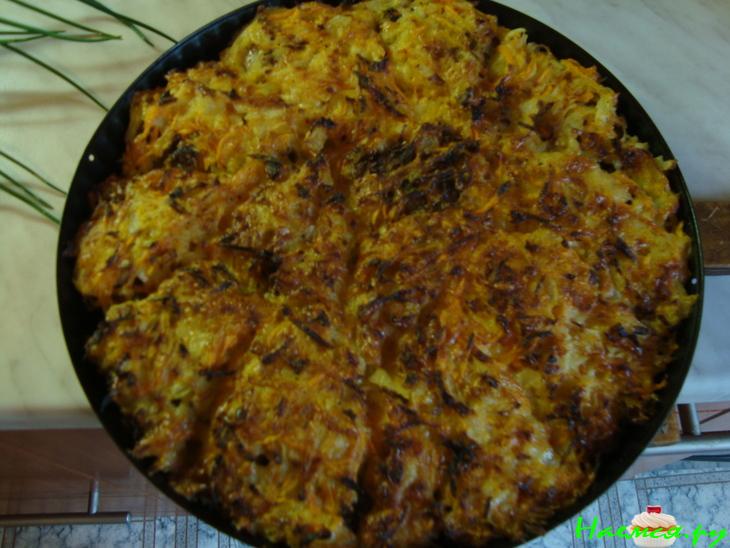 Рыба в кольчуге с салатом из овощей