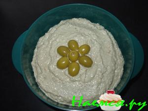 Баклажановый дип с авокадо и тунцом Баклажановый дип с авокадо и тунцом