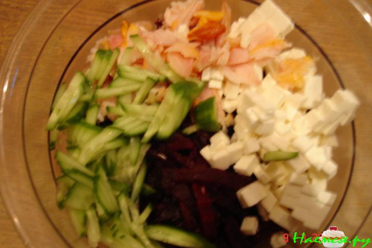 Салат с копченой курочкой "8 Марта" Салат с копченой курочкой "8 Марта"