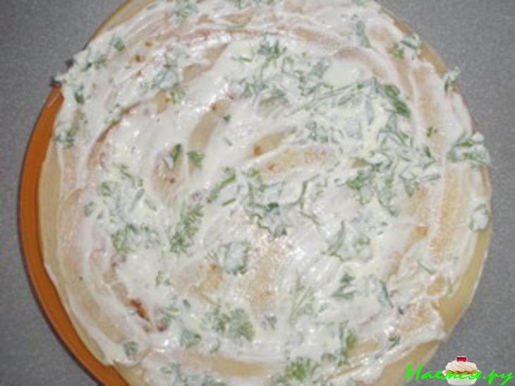 Рулетики блинные с семгой