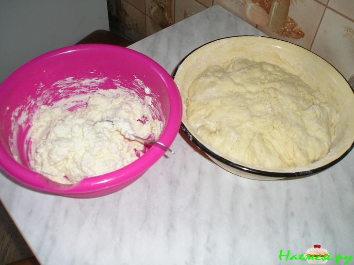 Ватрушки дрожжевые с кардамоном на молоке