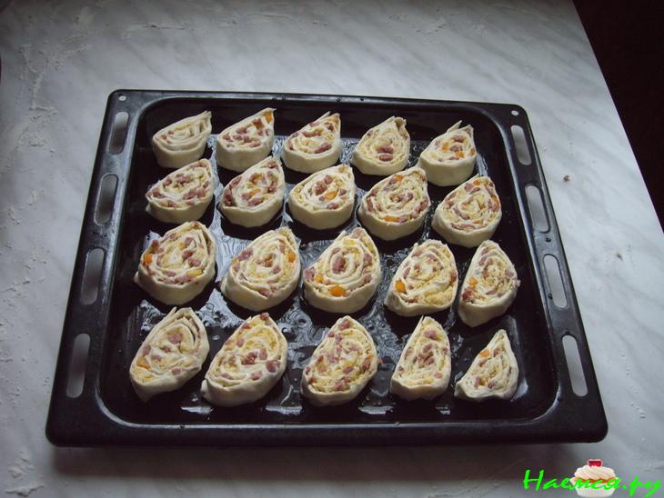 Спиральки из слоеного теста