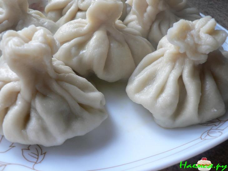 Хинкали со свининой и аджикой