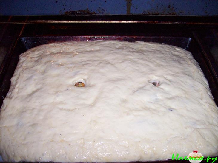 Пирог с рыбой двух видов, рисом и грибами