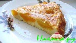 Пирожок с ягодами на скорую руку