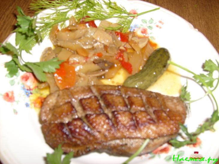 Утиное филе в красном вине