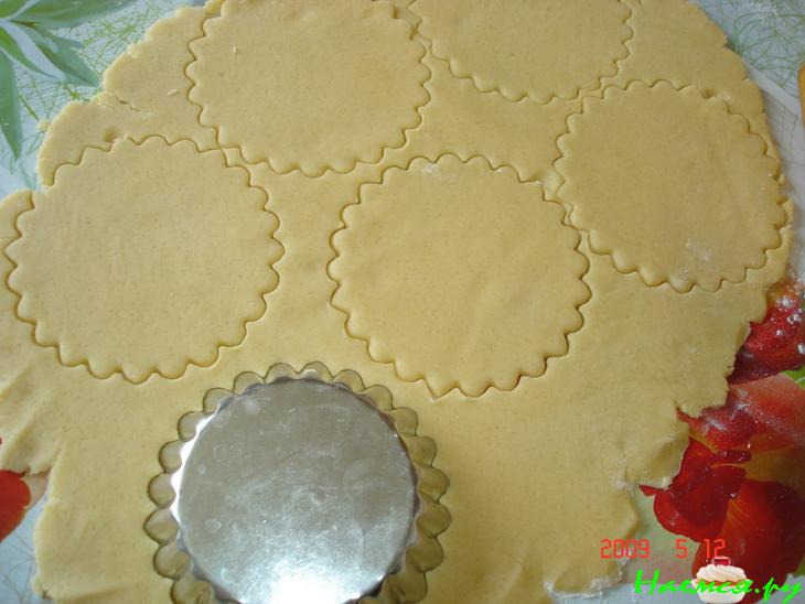 Пирожные песочные с фруктами Пирожные песочные с фруктами