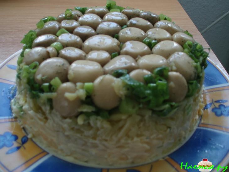 Салат "Полянка" с шампиньонами Салат "Полянка" с шампиньонами