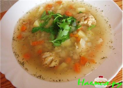 Рыбный суп с консервой