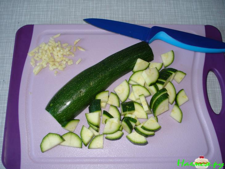 Лапша с кабачками в сливках