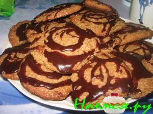 Печенье кофейное в шоколадной глазури Печенье кофейное в шоколадной глазури